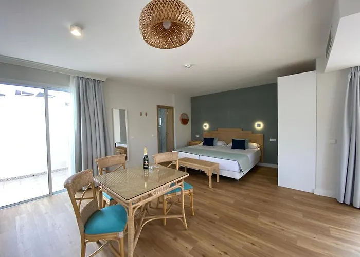 Esmeralda Maris By Livvo 4* Κόστα Κάλμα