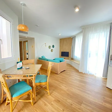 Esmeralda Maris By Livvo Otel 4*